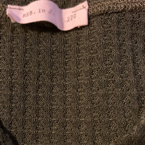 REB. in J. 220 hunters green waffle pattern look at pictures for measurements - Picture 4 of 8